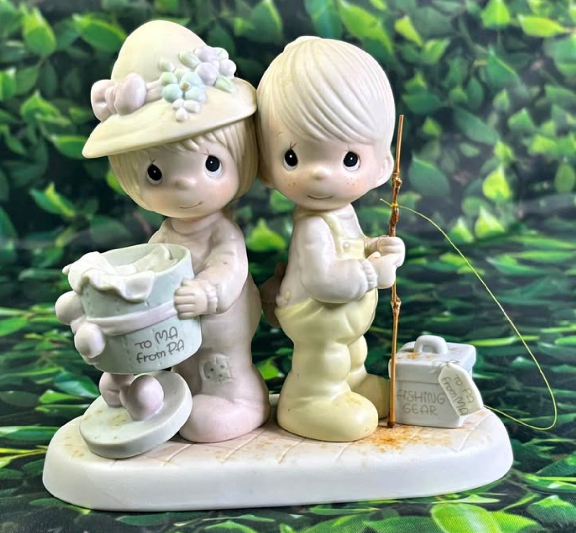 Precious Moments Figurine – Our First Christmas Together (1988)