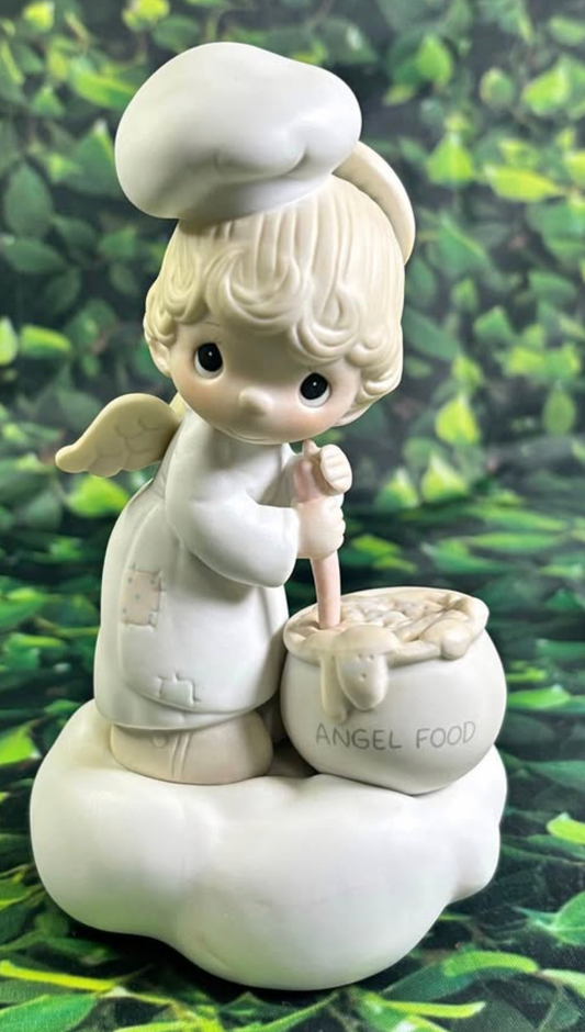Precious Moments Figurine – “Taste and See That the Lord is Good” (1982)