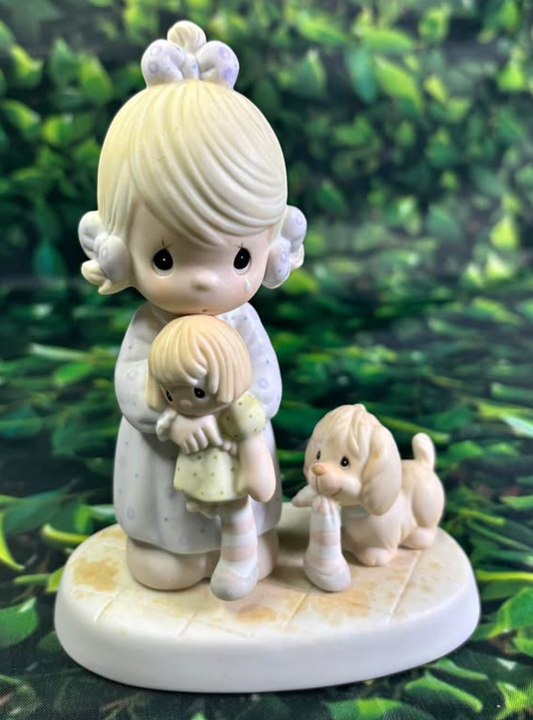 Precious Moments Figurine – Something’s Missing When You’re Not Around (1988)