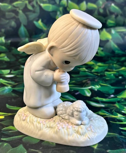 Precious Moments Figurine – “God’s Ray of Mercy” (1983 Collectors’ Club Exclusive)